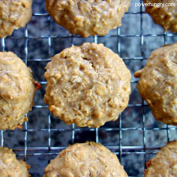5-ingredient oat protein cookies on a wire cooling rack.