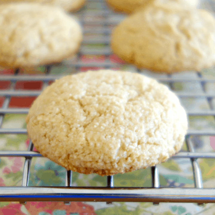 3-ingredient almond flour cookie on a cooling rack