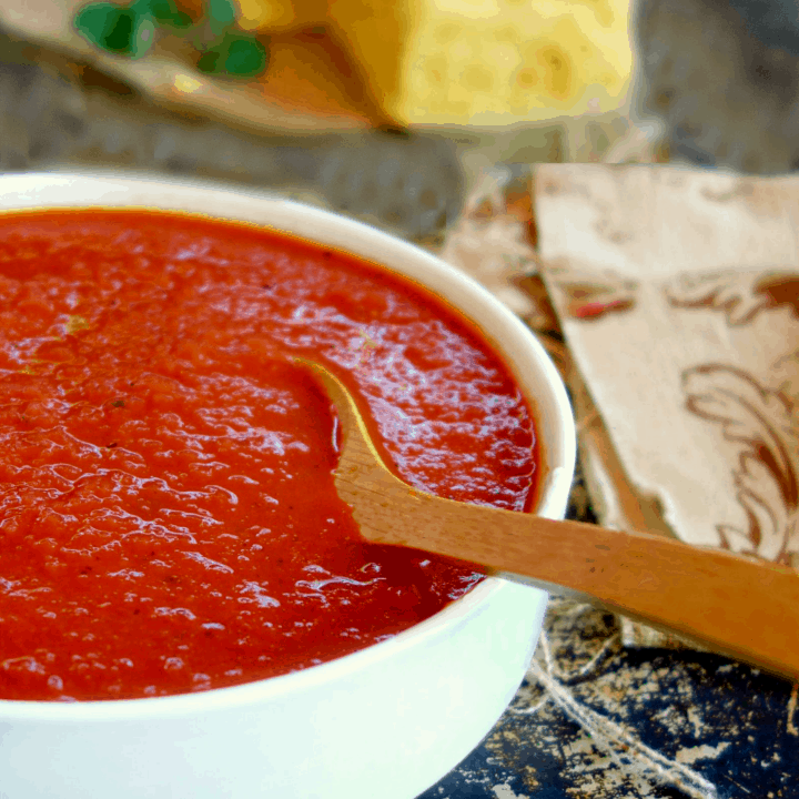 3 Ingredient Tomato Soup {Vegan, Easy}