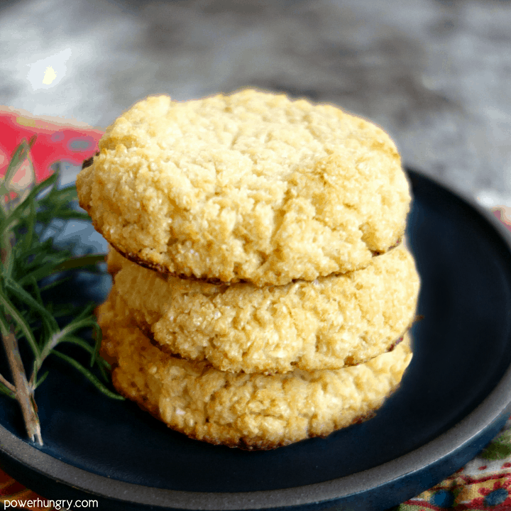 Grain-free and vegan cauliflower biscuits made with 4 ingredients