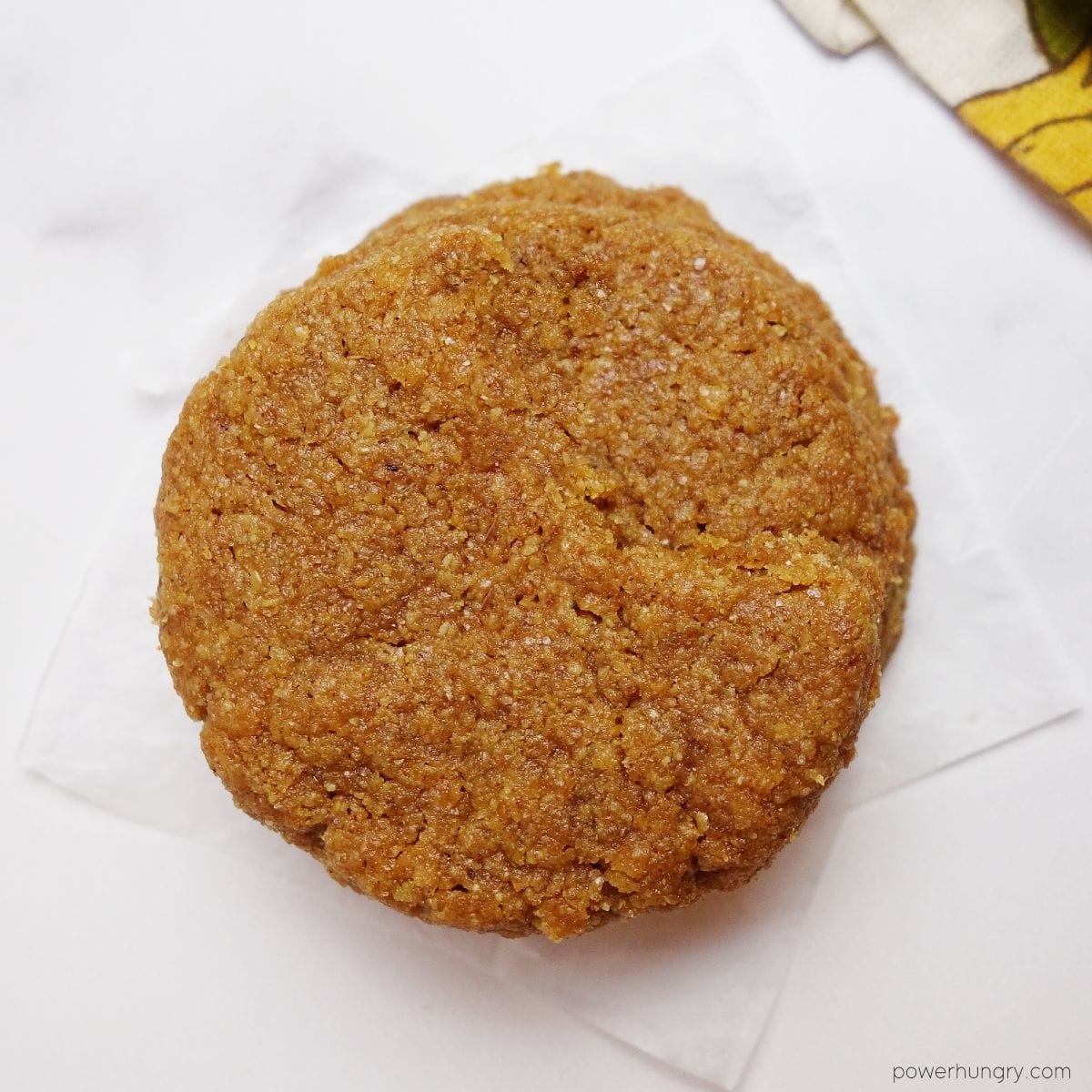 OVERHEAD SHOT OF A FLAXSEED MEAL SHORTBREAD COOKIE