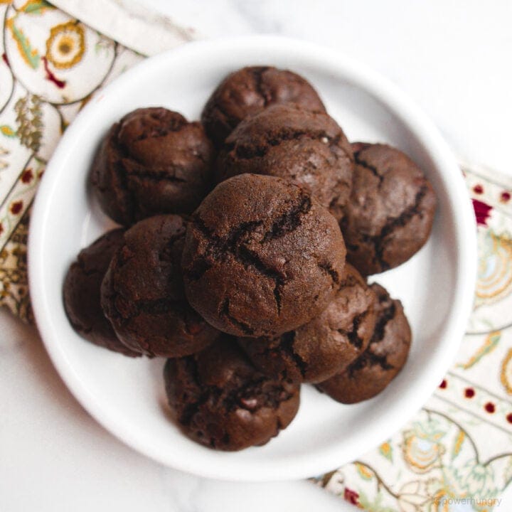 Vegan Chocolate Buckwheat Cookies {oil-free, gluten-free}